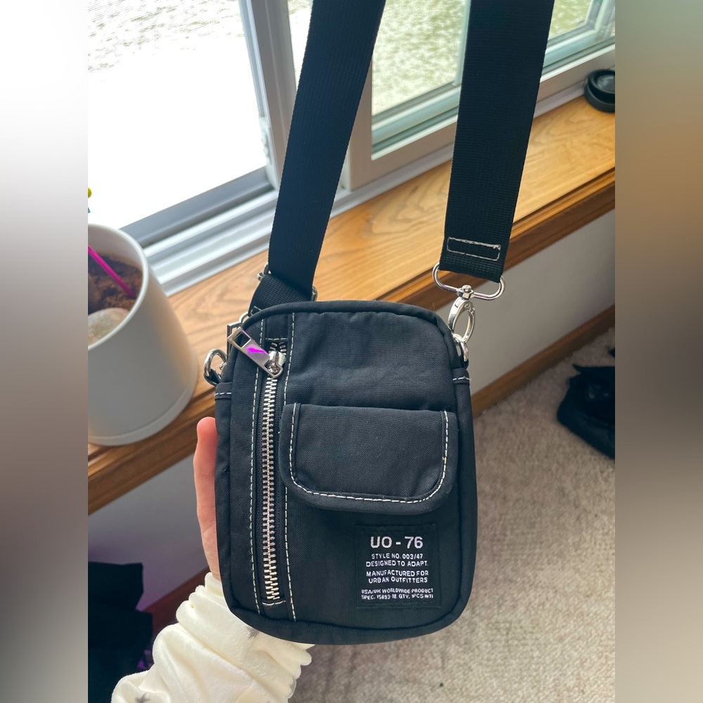 Urban outfitters sidebag